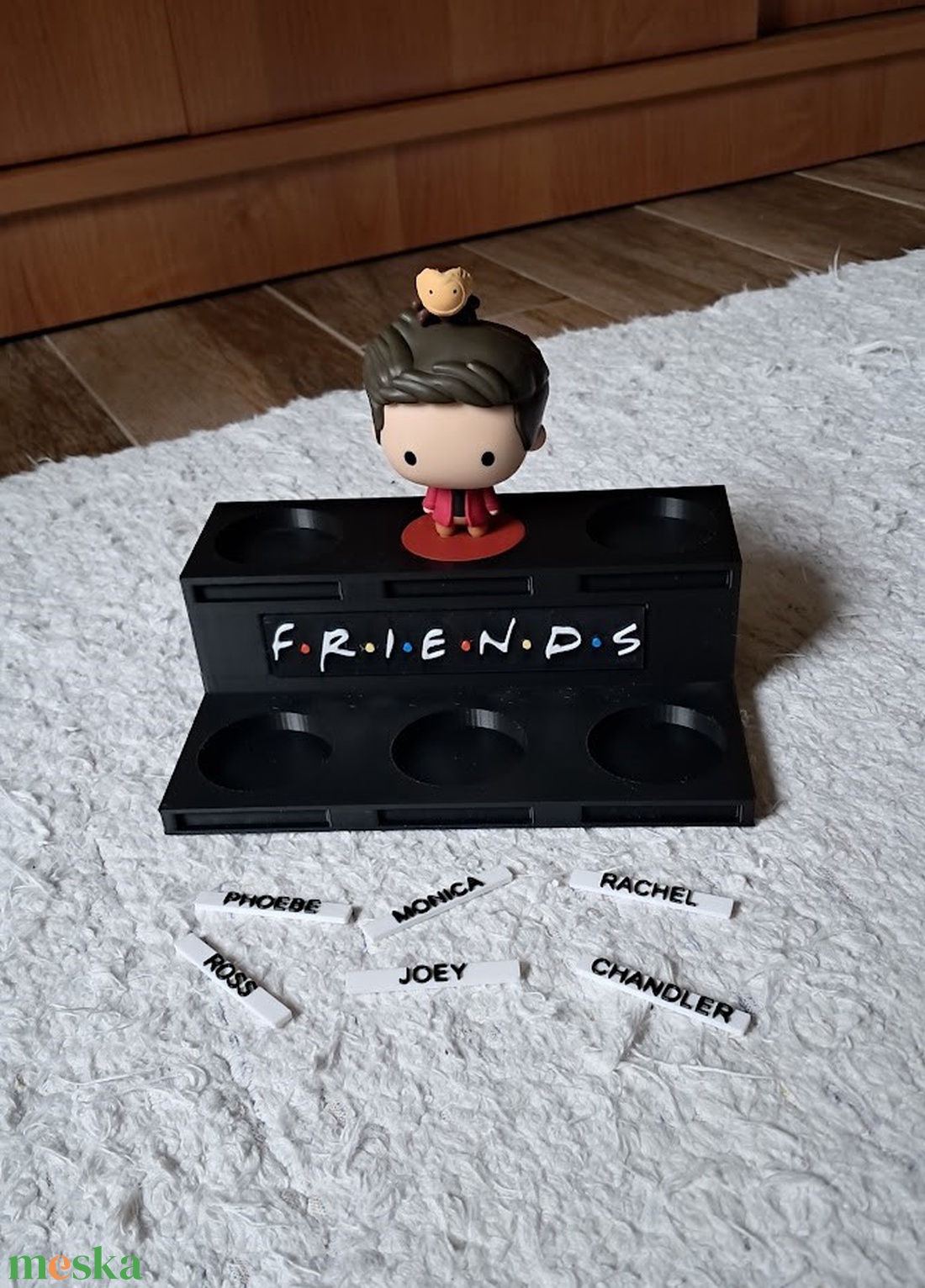 Jóbarátok/Friends McDonalds  gyűjthető figura tartó 2db 6000 ft. - otthon & életmód - tárolás & rendszerezés - íróasztali tároló - Meska.hu