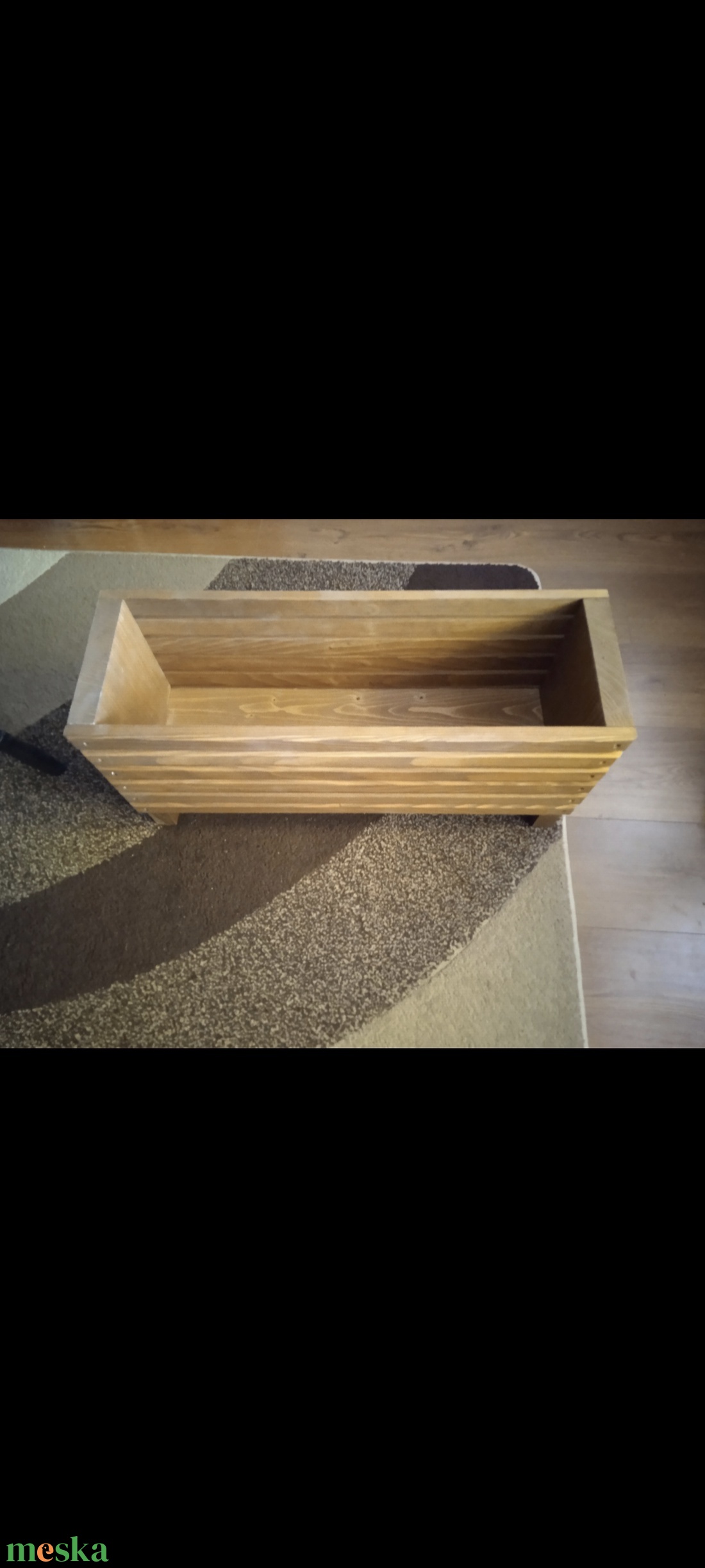 Borovi fenyő virágláda lábakkal � fa balkonláda cserepes növényekhez, dekoratív virágtartó teraszra vagy erkélyre . - otthon & életmód - ház & kert - növény & veteményes - Meska.hu