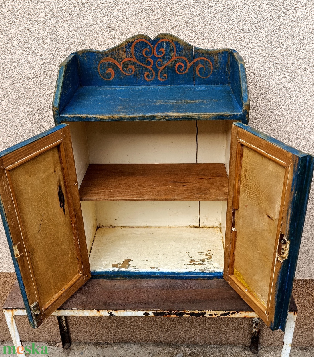 Rusztikus, antikolt, festett téka, faliszekrény - otthon & életmód - bútor - szekrény - Meska.hu Rusztikus, antikolt, festett téka, faliszekrény - otthon & életmód - bútor - szekrény - Meska.hu