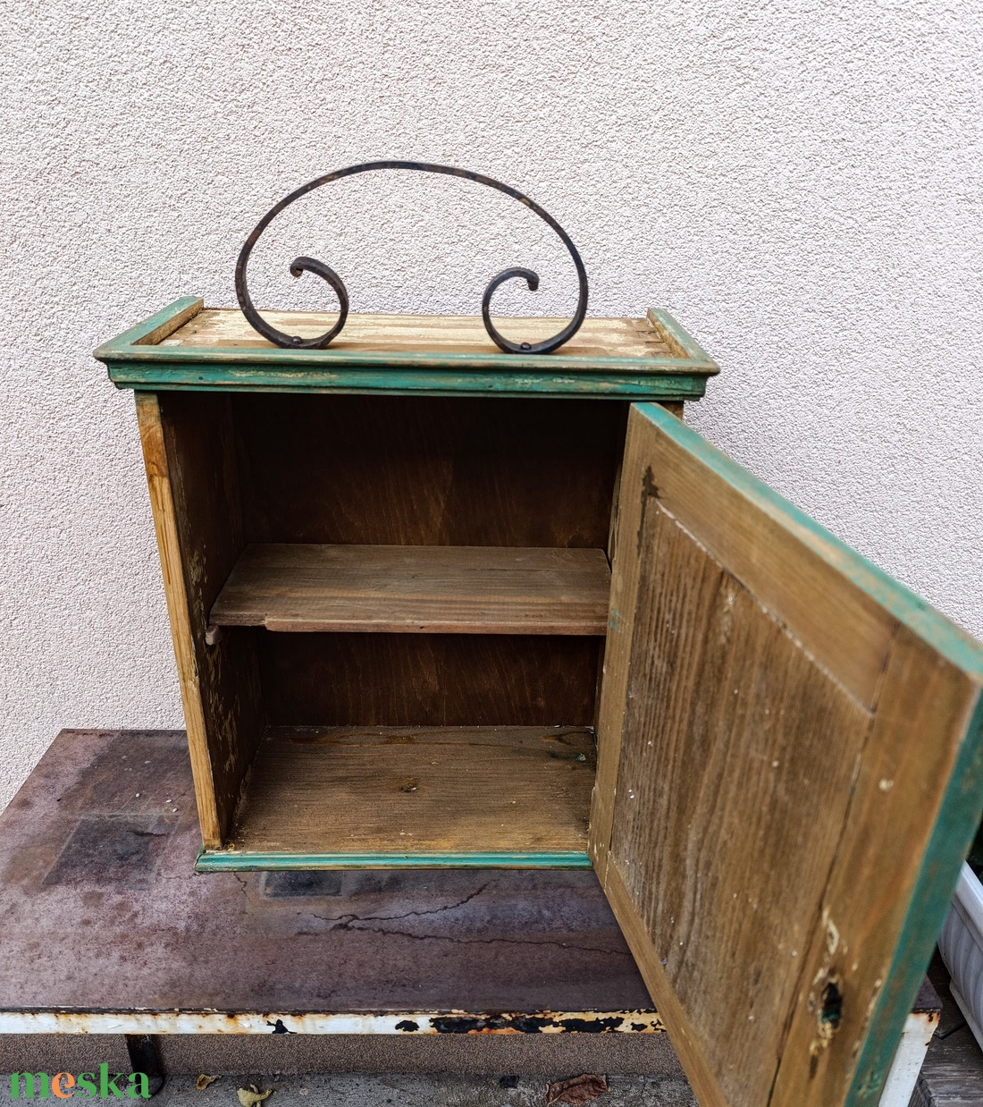 Rusztikus, antikolt, festett téka, faliszekrény - otthon & életmód - bútor - szekrény - Meska.hu Rusztikus, antikolt, festett téka, faliszekrény - otthon & életmód - bútor - szekrény - Meska.hu