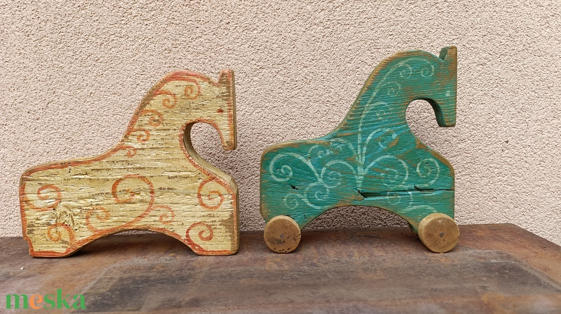 Fából készült festett állatkák - otthon & életmód - dekoráció - dísztárgy - Meska.hu