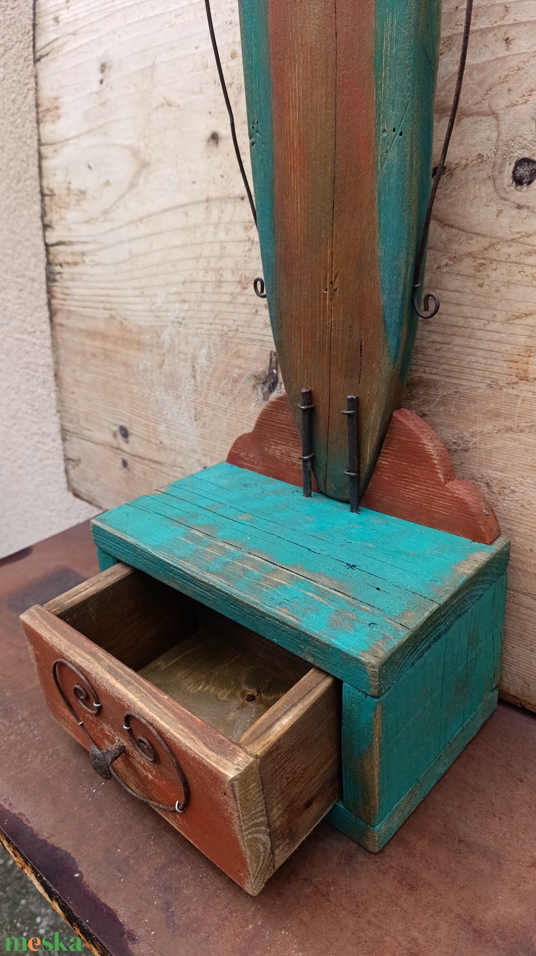 Rusztikus antikolt baglyos polc fiókkal - otthon & életmód - bútor - polc - Meska.hu