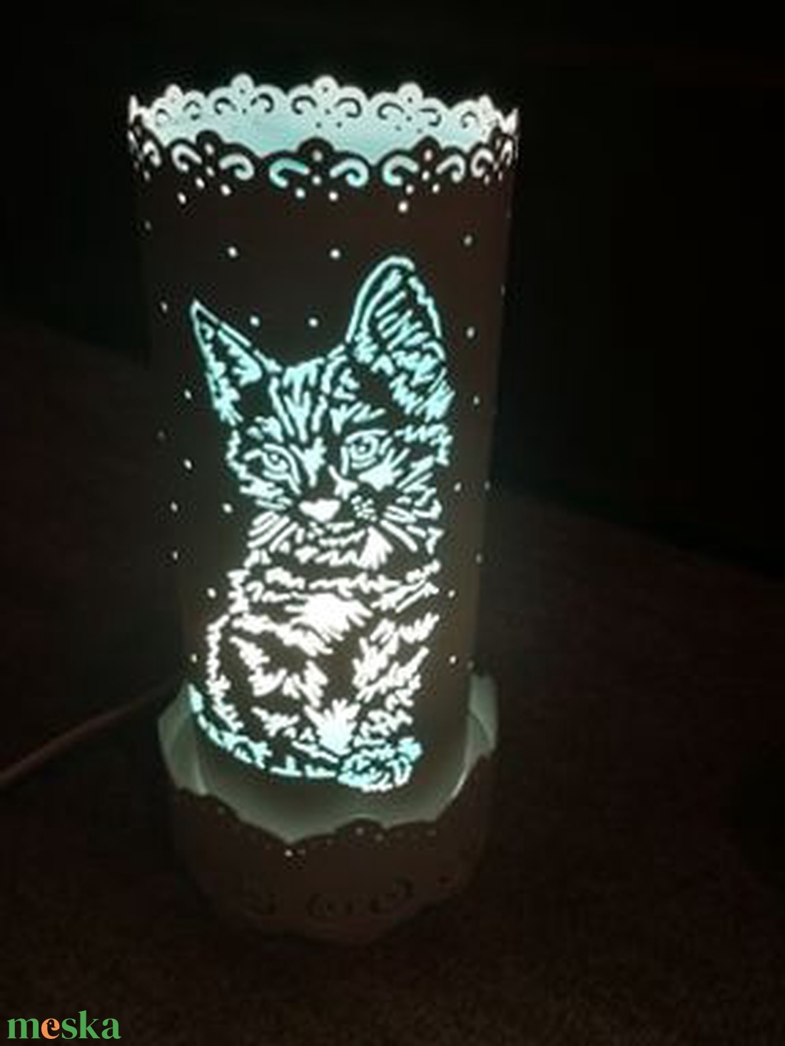 Cicás pvc lámpa - otthon & életmód - lámpa - asztali lámpa - Meska.hu