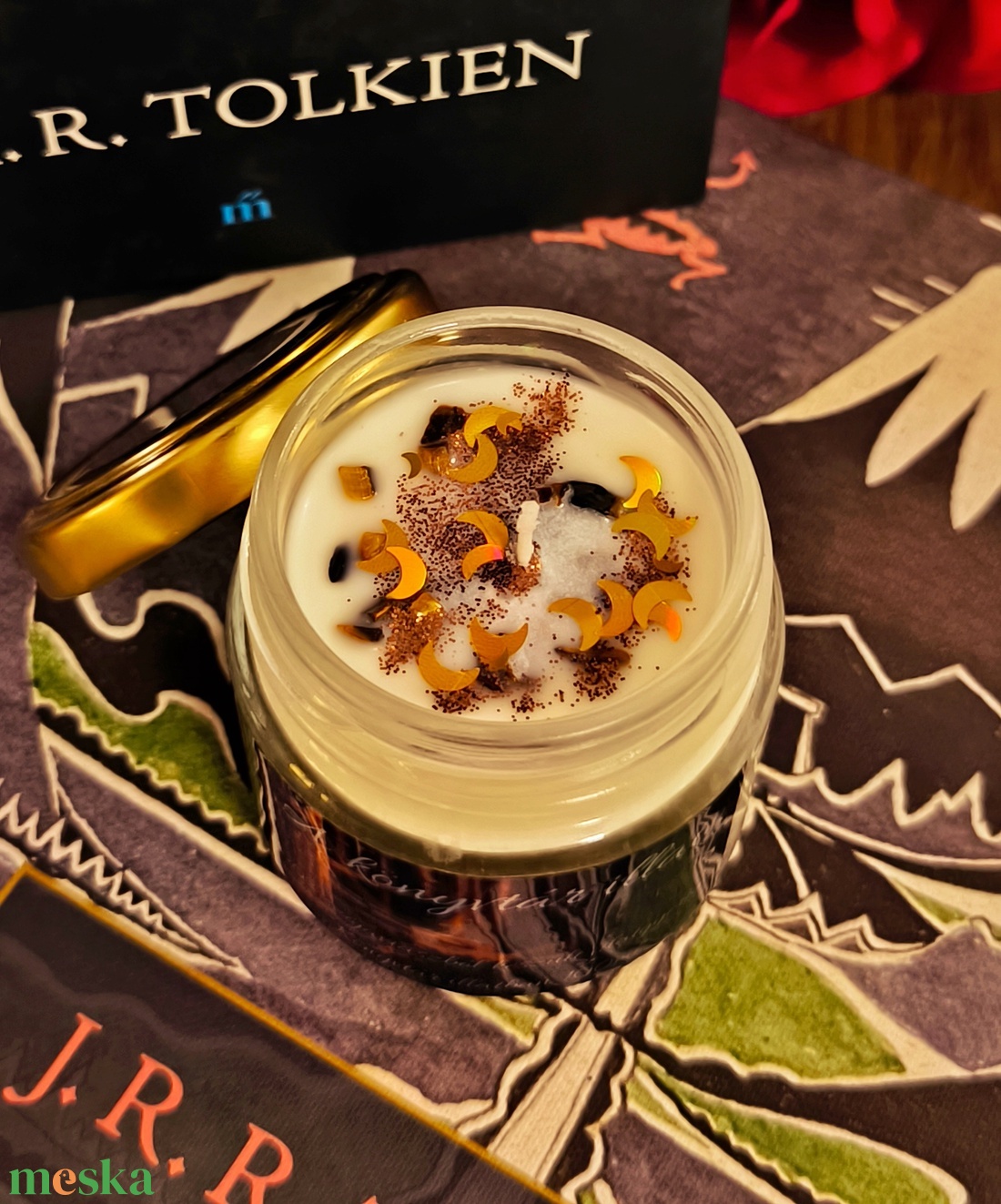 A könyvtár illata illatgyertya - otthon & életmód - gyertya, illat, aroma - gyertya - Meska.hu