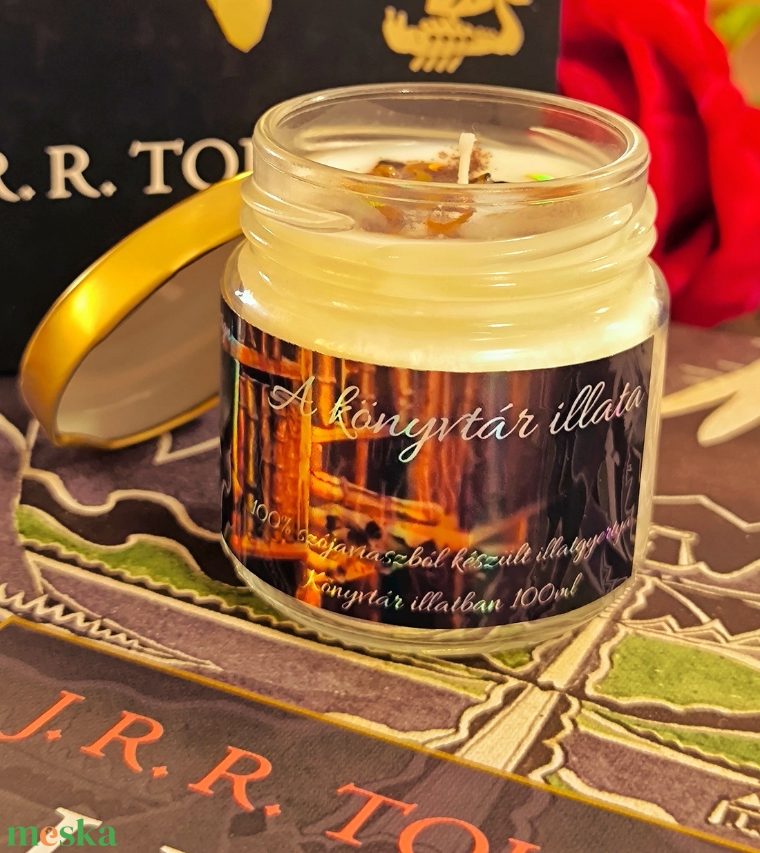 A könyvtár illata illatgyertya - otthon & életmód - gyertya, illat, aroma - gyertya - Meska.hu