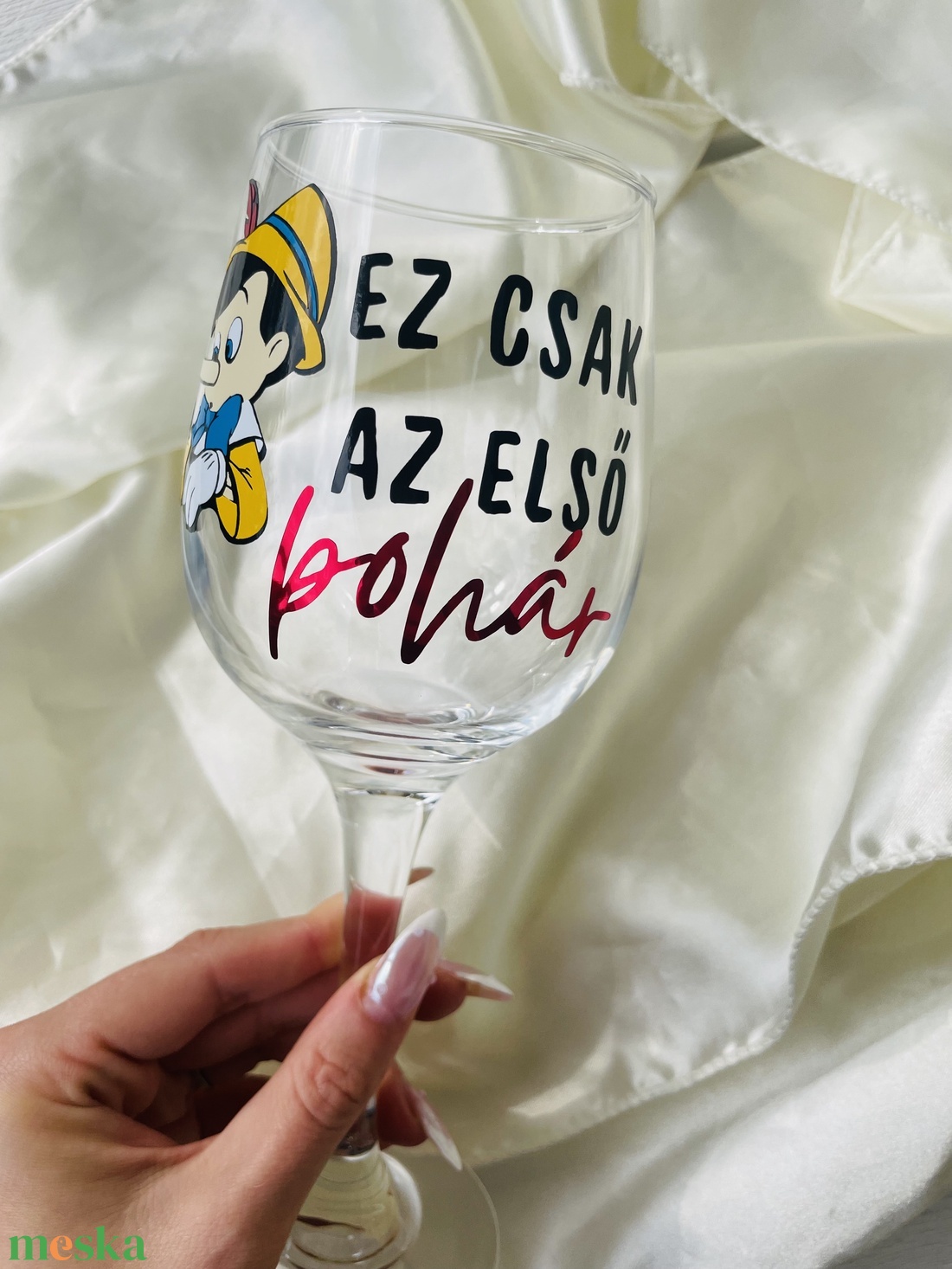 Egyedi tervezésű vicces mesehősös boros pohár - otthon & életmód - konyhafelszerelés, tálalás - tálalás - boros poharak, szettek - Meska.hu Egyedi tervezésű vicces mesehősös boros pohár - otthon & életmód - konyhafelszerelés, tálalás - tálalás - boros poharak, szettek - Meska.hu