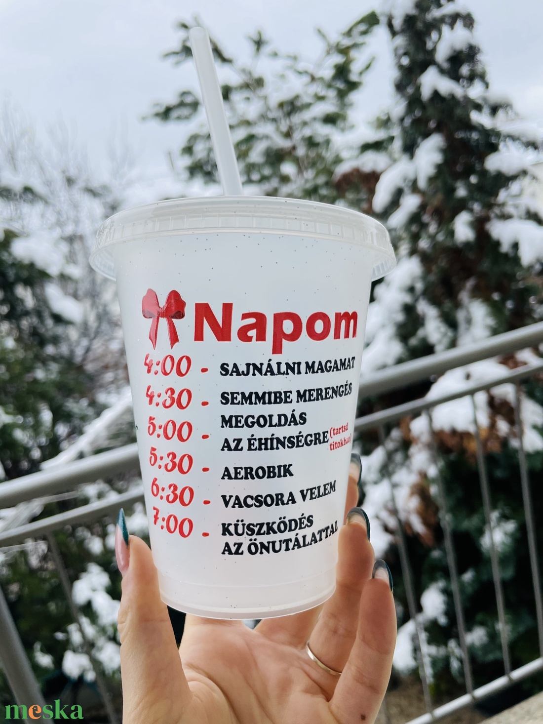 Grincs napirendje műanyag fedős pohár szívószállal - otthon & életmód - konyhafelszerelés, tálalás - tálalás - pohár - Meska.hu Grincs napirendje műanyag fedős pohár szívószállal - otthon & életmód - konyhafelszerelés, tálalás - tálalás - pohár - Meska.hu