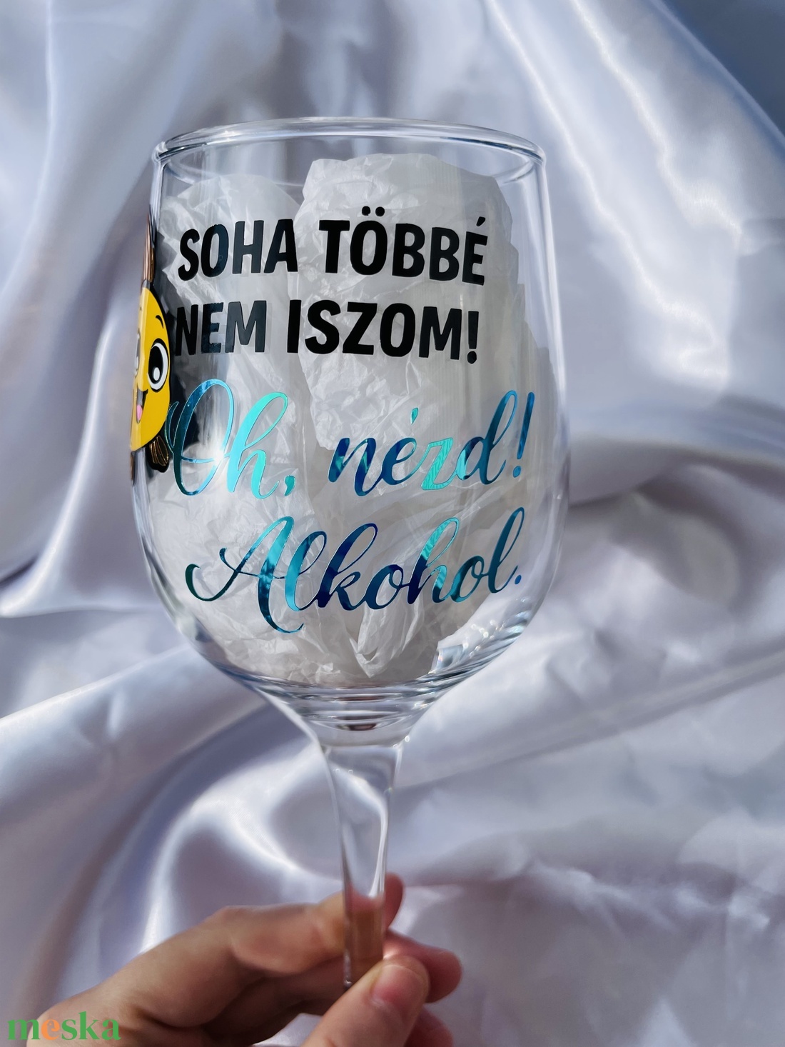 Egyedi tervezésű vicces mesehősös boros pohár - Aranyhal - otthon & életmód - konyhafelszerelés, tálalás - tálalás - boros poharak, szettek - Meska.hu