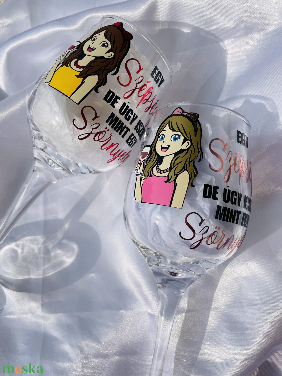 Egyénileg személyre szabható mesefigurás boros pohár vicces felirattal  - otthon & életmód - konyhafelszerelés, tálalás - tálalás - boros poharak, szettek - Meska.hu