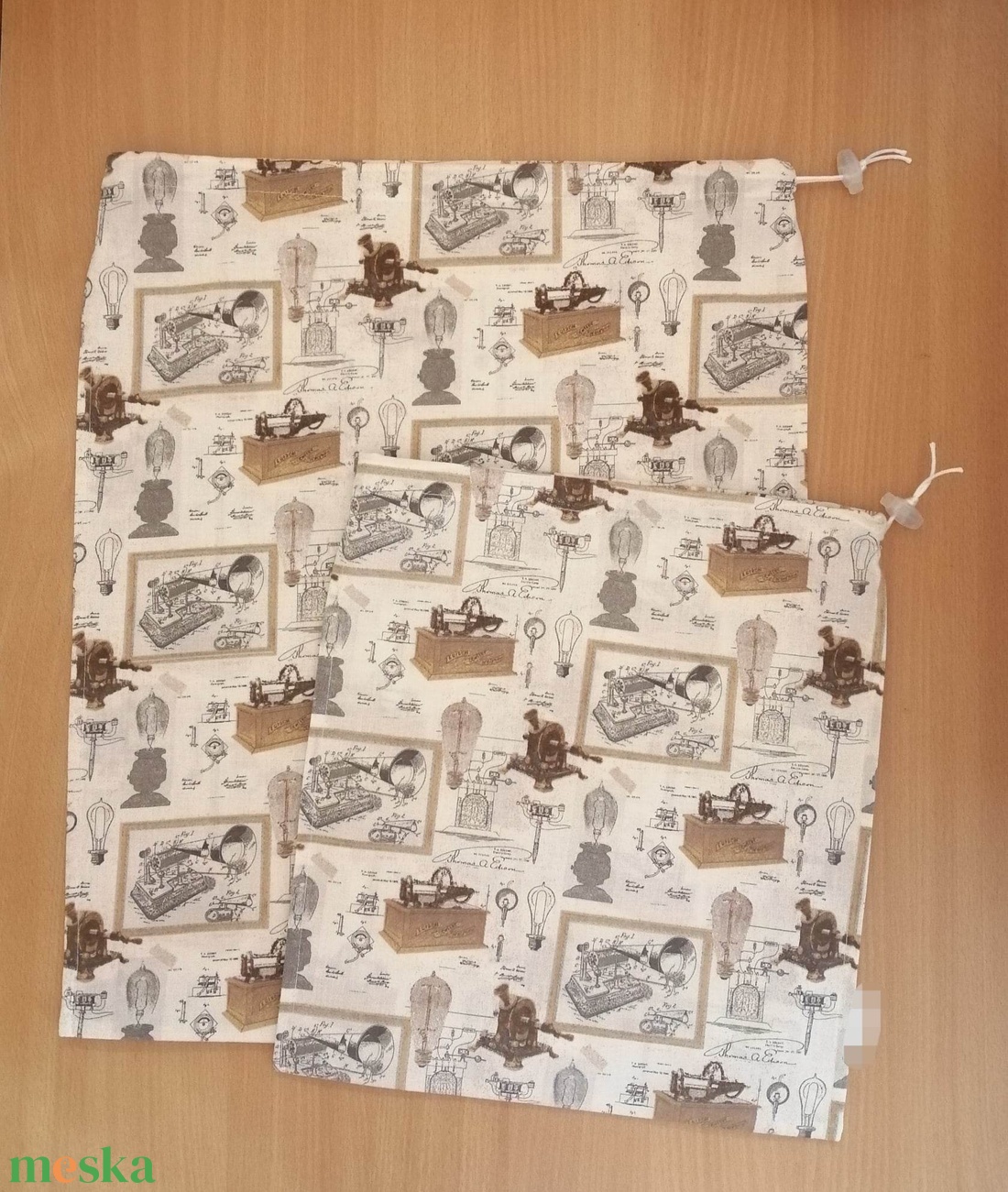 Szennyestartó zsák szett utazáshoz táskába, bőröndbe feltalálós - otthon & életmód - tárolás & rendszerezés - szennyestartó - Meska.hu