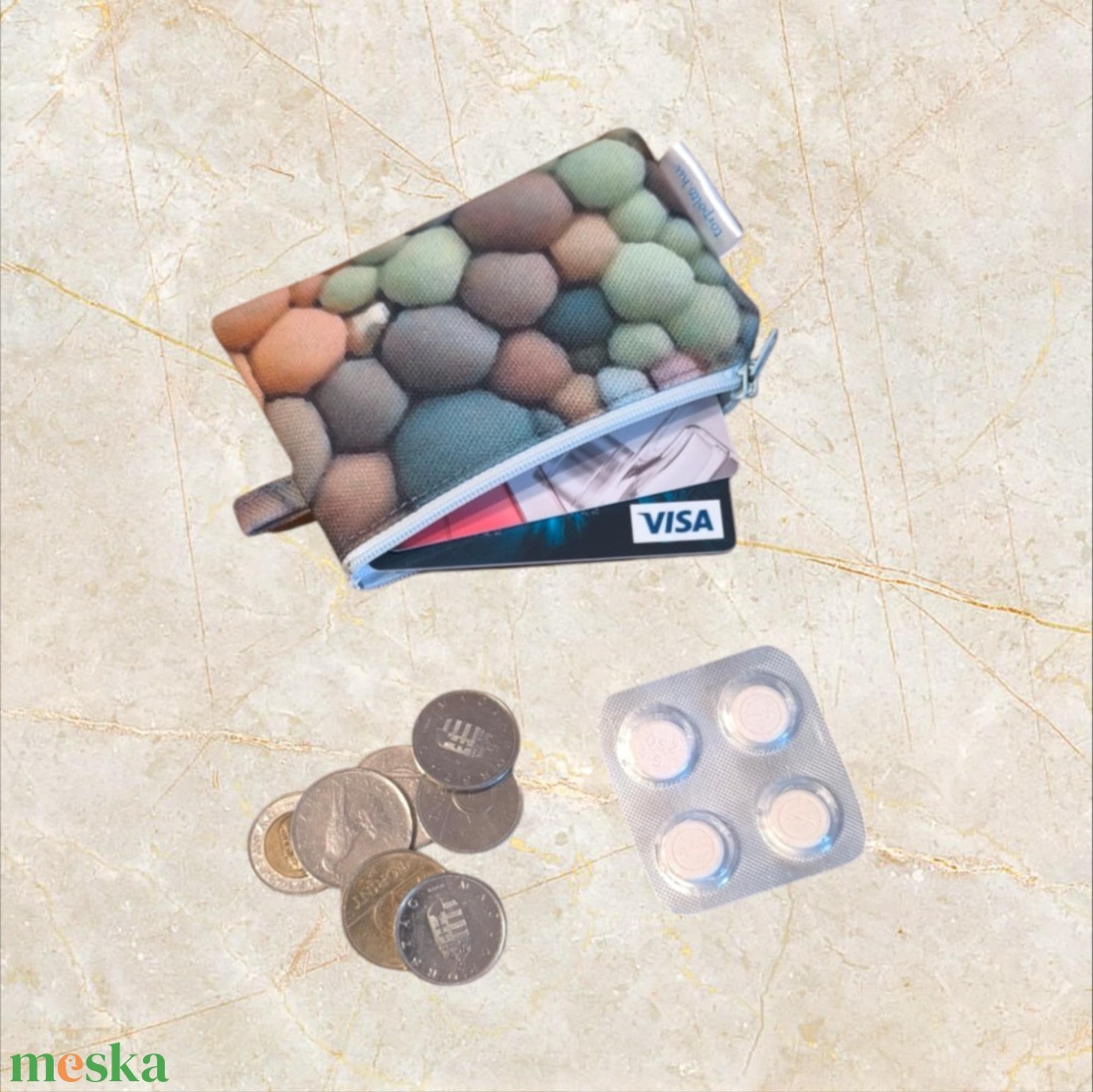 Bankkártyatartó buborékos zöldes-barnás - táska & tok - pénztárca & más tok - kártyatartó & irattartó - Meska.hu