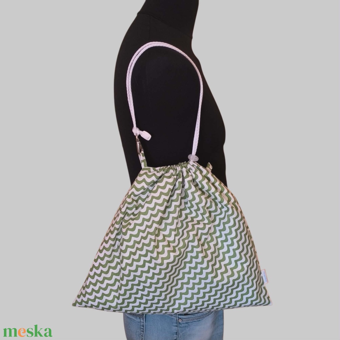 Aqua-zsák zöld hullámos - táska & tok - edzőtáskák - sporttáska - Meska.hu