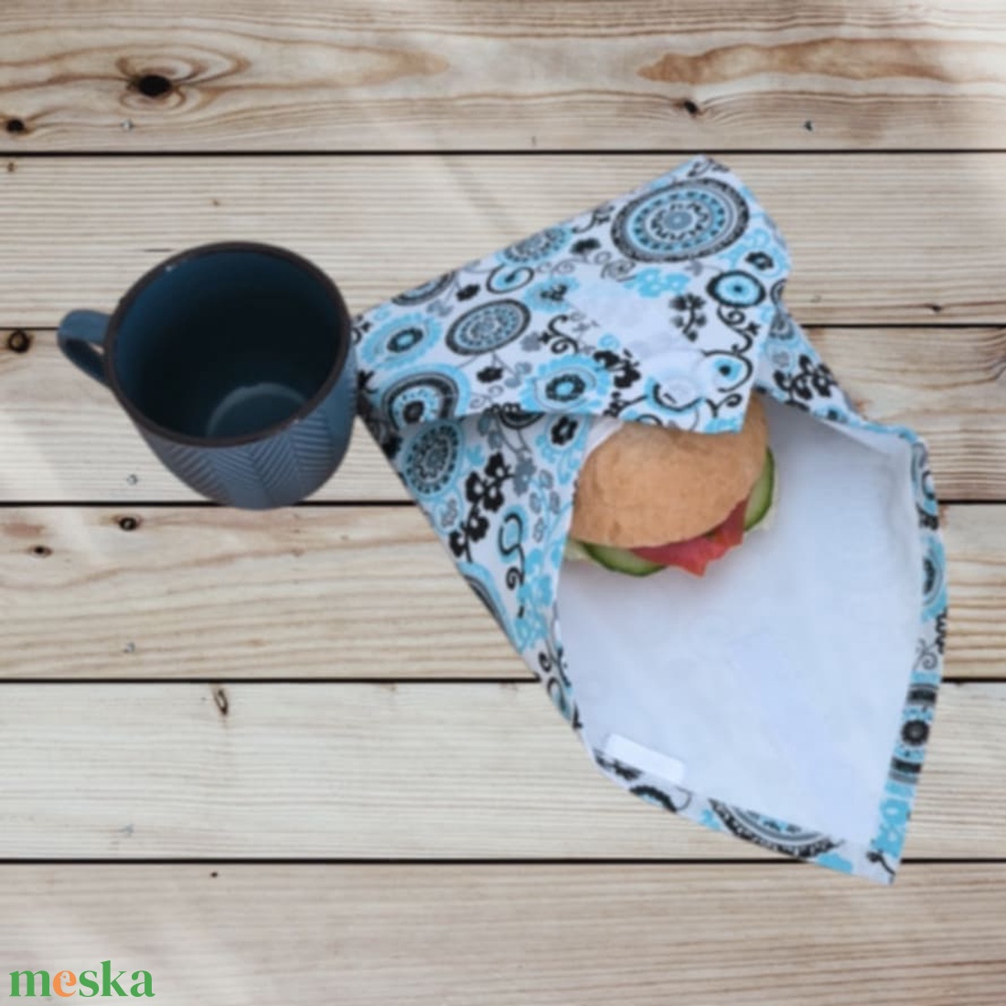 Frissentartó textilszalvéta fekete-kék mandalás - táska & tok - uzsonna- & ebéd tartó - szendvics csomagoló - Meska.hu