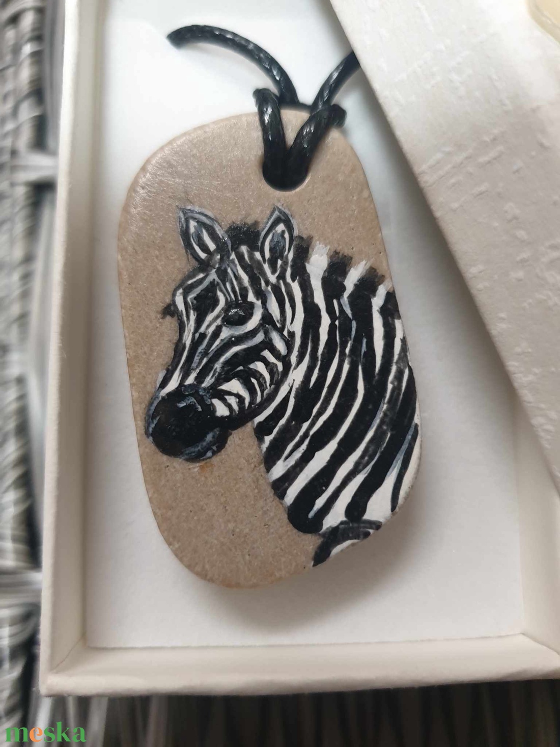 Ritánti medál, Zebra - ékszer - nyaklánc - medál - Meska.hu Ritánti medál, Zebra - ékszer - nyaklánc - medál - Meska.hu