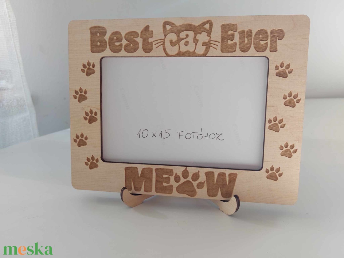 TotiWood cicás képkeret best cat ever álló, 10x15 képhez - otthon & életmód - dekoráció - kép & falikép - képkeret - Meska.hu TotiWood cicás képkeret best cat ever álló, 10x15 képhez - otthon & életmód - dekoráció - kép & falikép - képkeret - Meska.hu