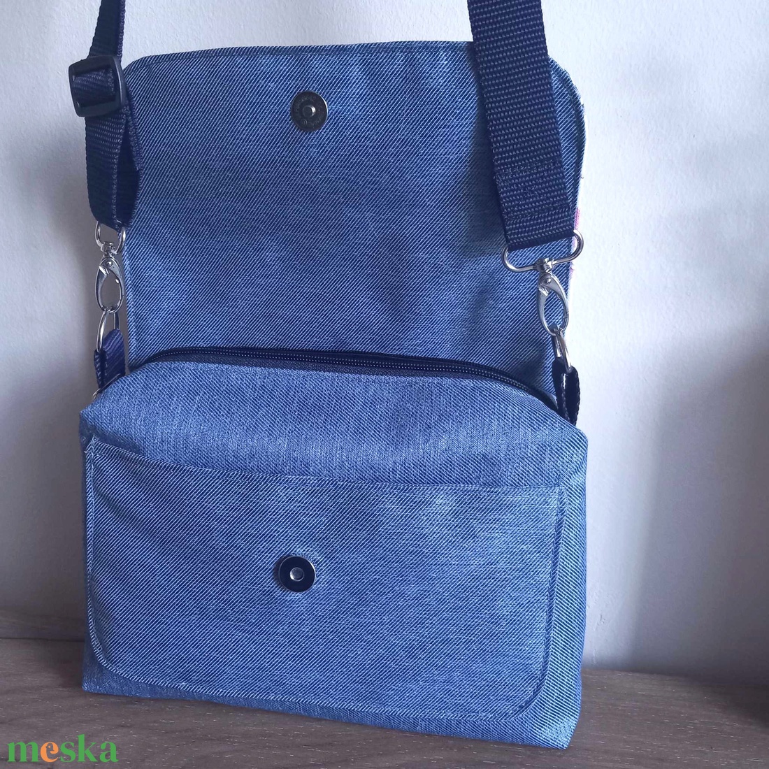 Betti crossbody táska - táska & tok - kézitáska & válltáska - vállon átvethető táska - Meska.hu Betti crossbody táska - táska & tok - kézitáska & válltáska - vállon átvethető táska - Meska.hu