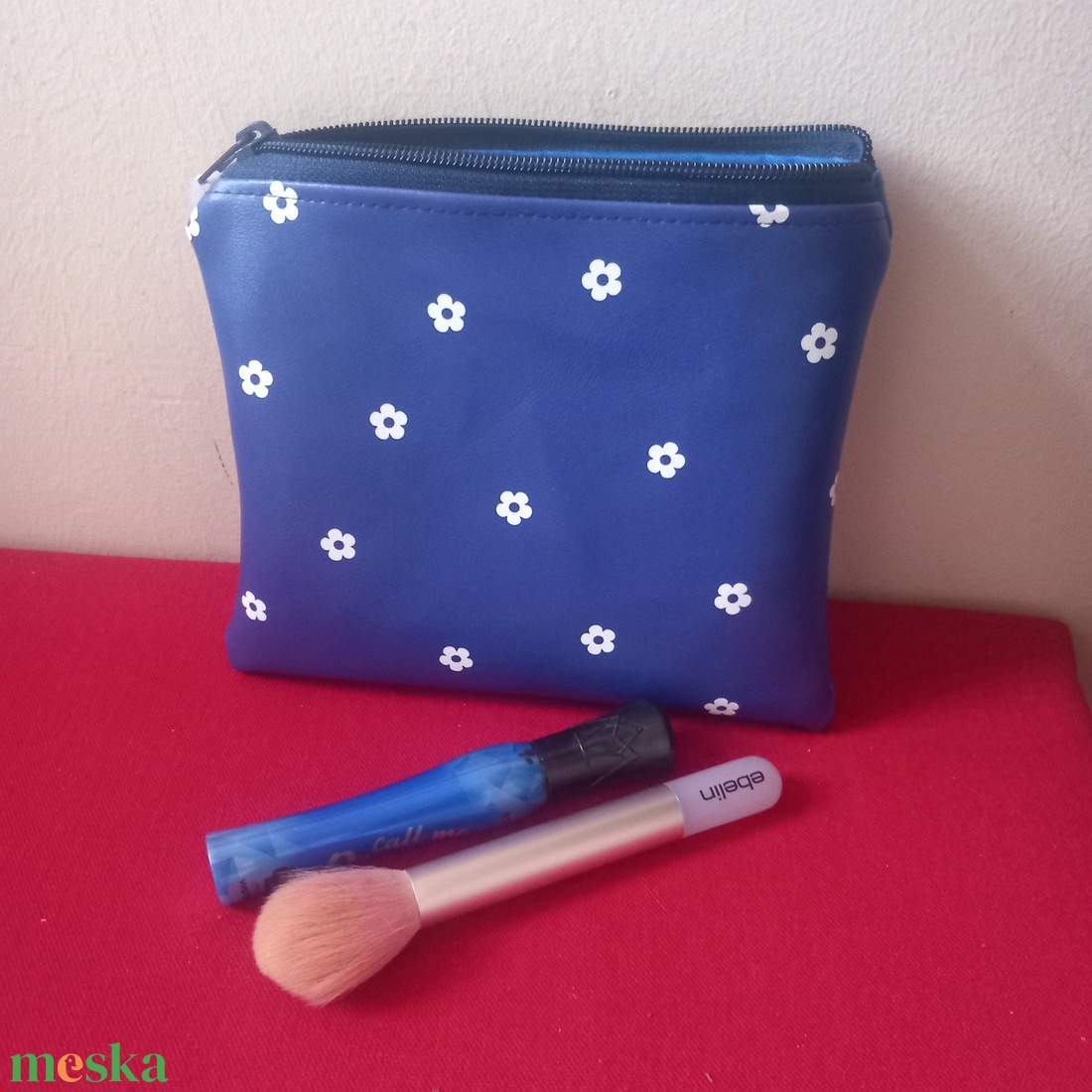 Kisvirágos műbőr neszeszer - táska & tok - neszesszer - Meska.hu