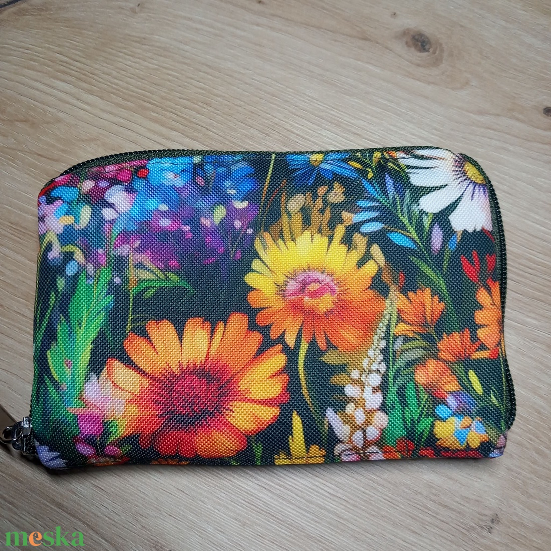 Vadvirágos hétrekeszes pénztárca - táska & tok - pénztárca & más tok - pénztárca - női pénztárca - Meska.hu