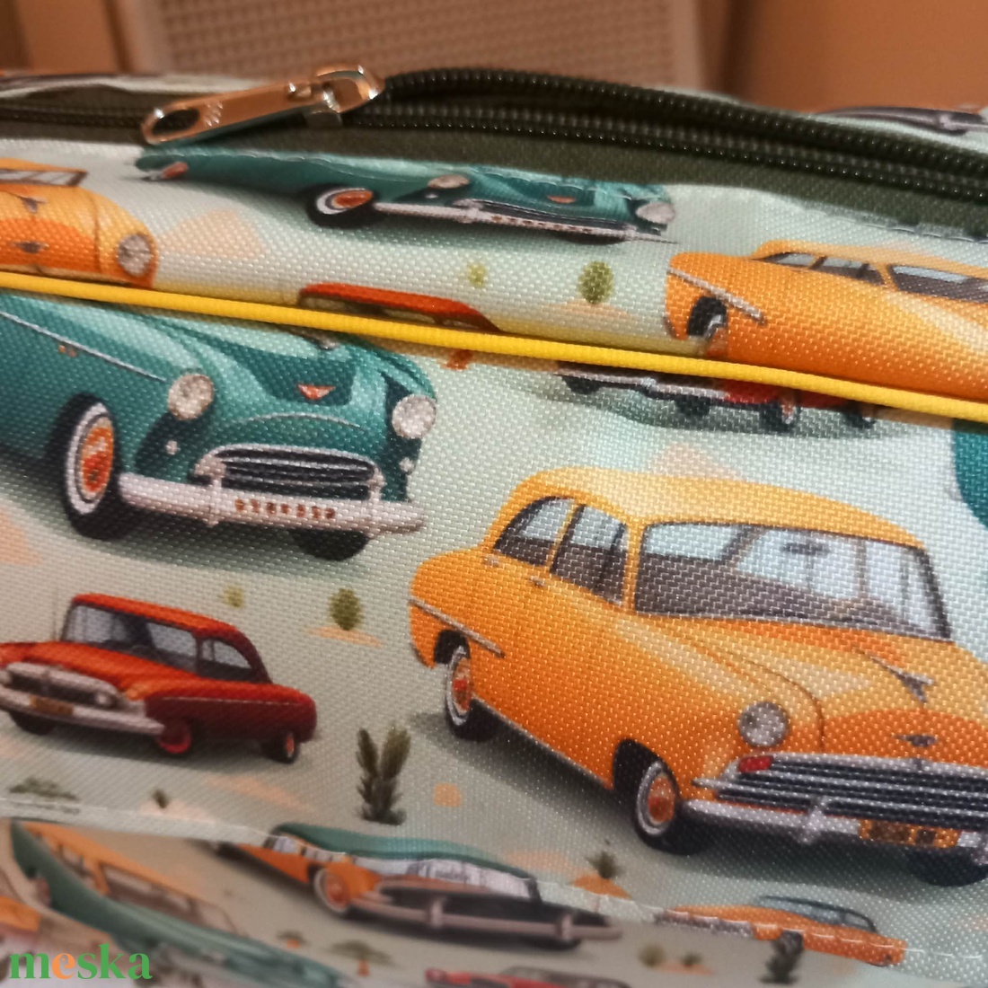 Old timer válltáska/crossbody - táska & tok - kézitáska & válltáska - vállon átvethető táska - Meska.hu