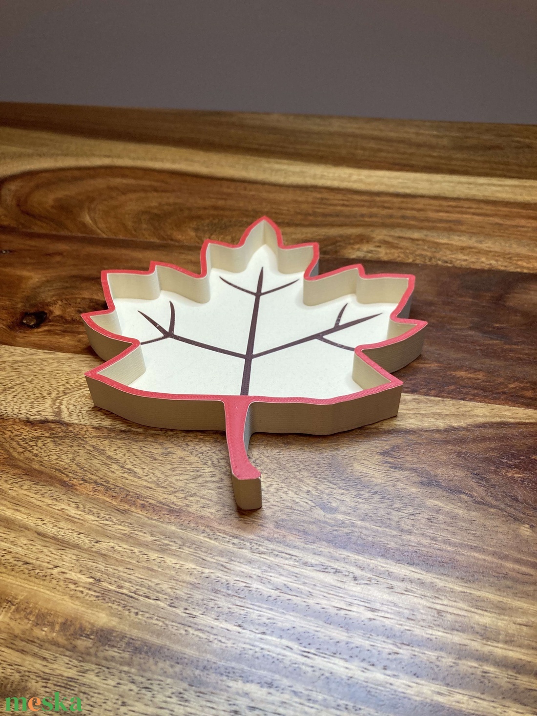 Juharlevél tálka - kellékek & szerszámok - dekorációs kellékek - őszi dekor - falevél - Meska.hu Juharlevél tálka - kellékek & szerszámok - dekorációs kellékek - őszi dekor - falevél - Meska.hu