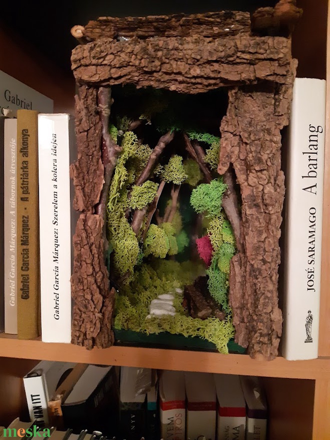 Könyvkuckó, Book Noot, Diorama, Varázserdő - otthon & életmód - dekoráció - asztal és polc dekoráció - zuzmódekoráció, mohadekoráció - Meska.hu Könyvkuckó, Book Noot, Diorama, Varázserdő - otthon & életmód - dekoráció - asztal és polc dekoráció - zuzmódekoráció, mohadekoráció - Meska.hu