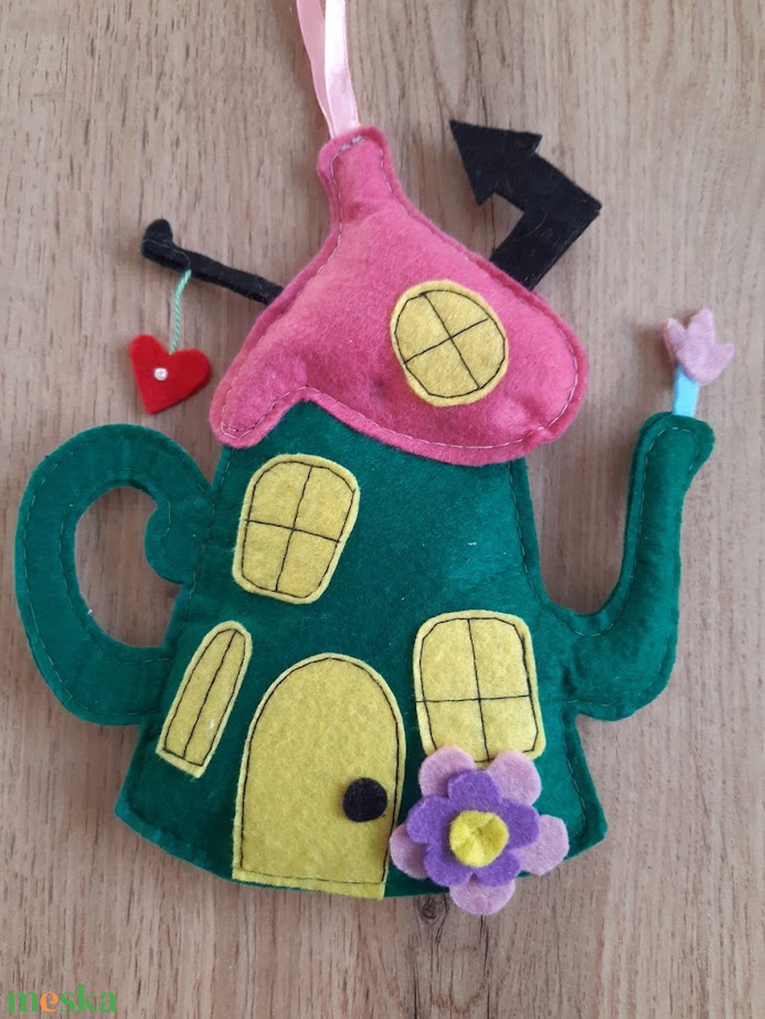 Teáskanna házikó ficből. - baba - mama - babaszoba dekoráció - babaszoba kép - Meska.hu