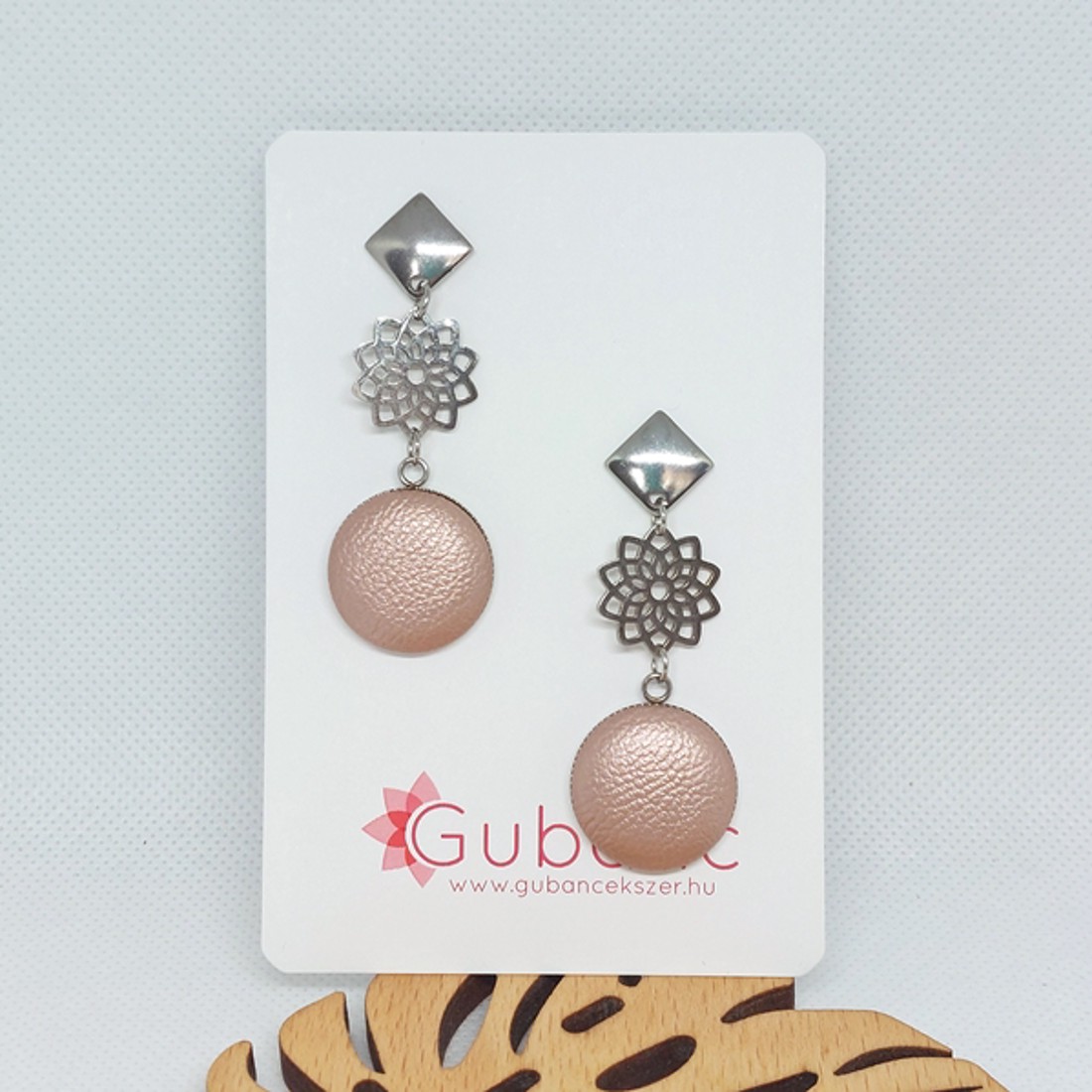 Rosegold virág fülbevaló - ékszer - fülbevaló - lógó fülbevaló - Meska.hu Rosegold virág fülbevaló - ékszer - fülbevaló - lógó fülbevaló - Meska.hu