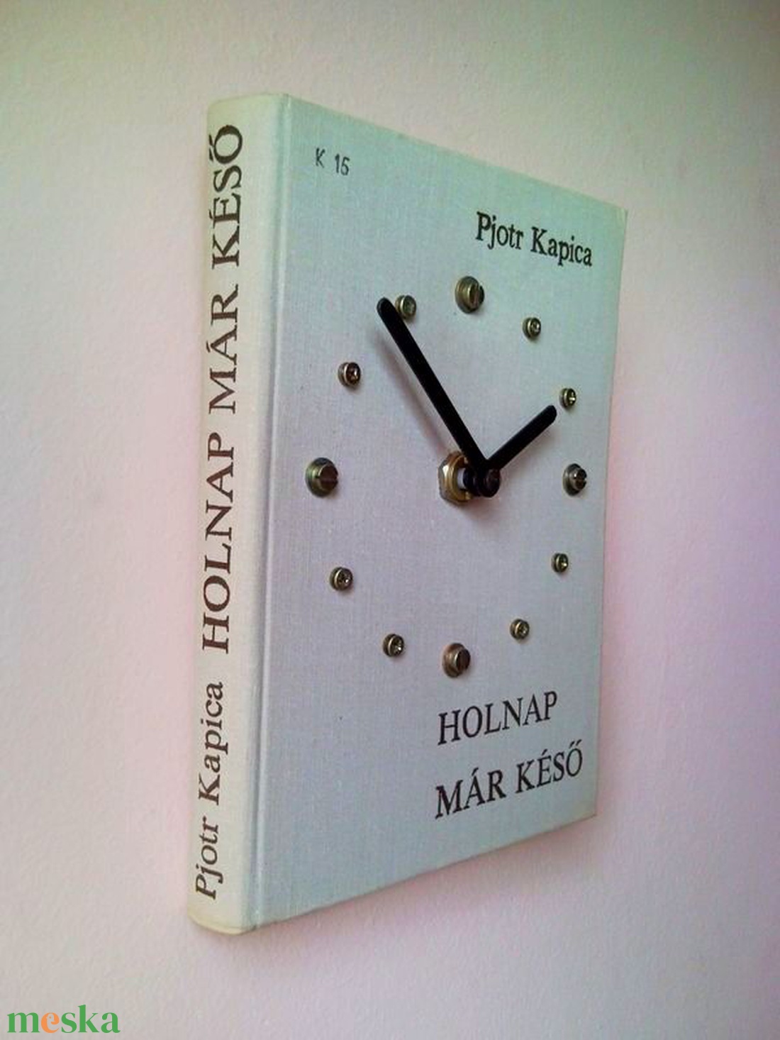 Holnap már késő - Leninről szóló történelmi regényéből könyv falióra asztali óra - otthon & életmód - dekoráció - fali és függő dekoráció - falióra & óra - Meska.hu