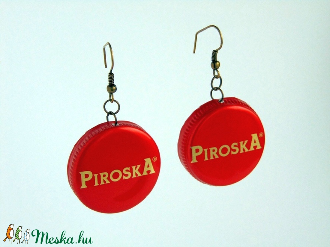 Piroska szörpös kupak fülbevaló - Piroskáknak, Piriknek névnapra, születésnapra vagy csak úgy :) -  - Meska.hu