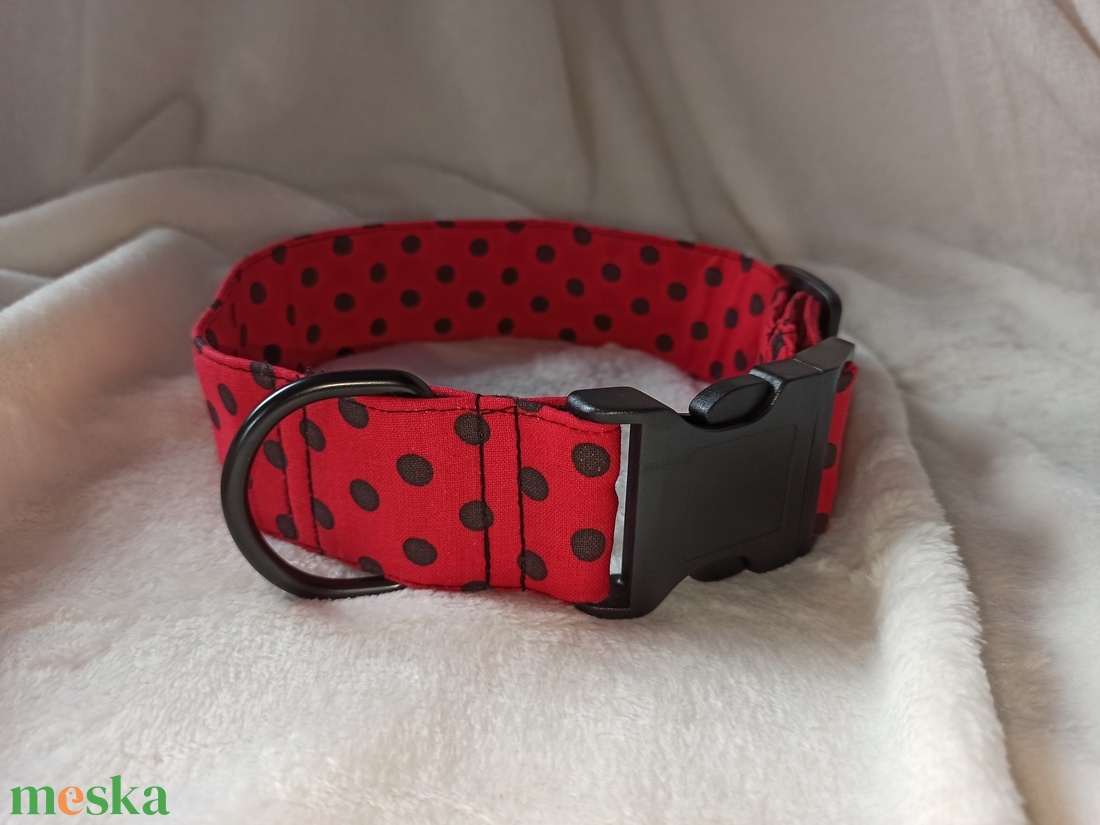 Piros alapon fekete pöttyös kutyanyakörv - otthon & életmód - kisállatoknak - kutyáknak - kutya nyakörv - Meska.hu