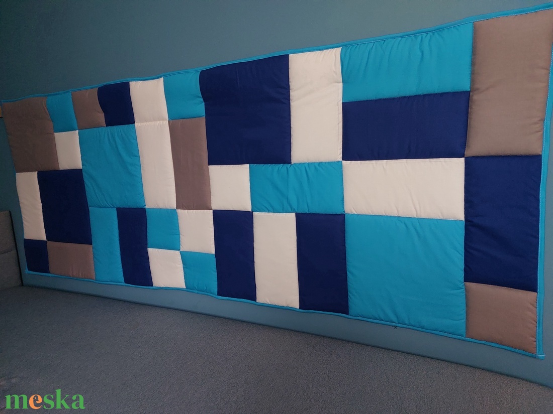 Kék patchwork falvédő - otthon & életmód - lakástextil - falvédő - Meska.hu Kék patchwork falvédő - otthon & életmód - lakástextil - falvédő - Meska.hu
