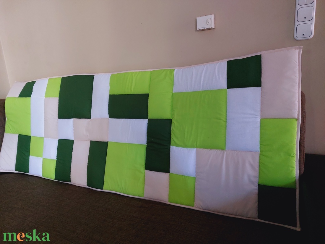 Zöld, patchwork falvédő - otthon & életmód - lakástextil - falvédő - Meska.hu Zöld, patchwork falvédő - otthon & életmód - lakástextil - falvédő - Meska.hu