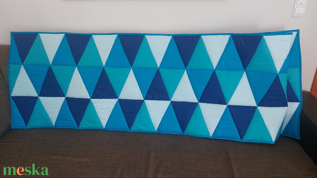 Kék patchwork falvédő - otthon & életmód - lakástextil - falvédő - Meska.hu Kék patchwork falvédő - otthon & életmód - lakástextil - falvédő - Meska.hu