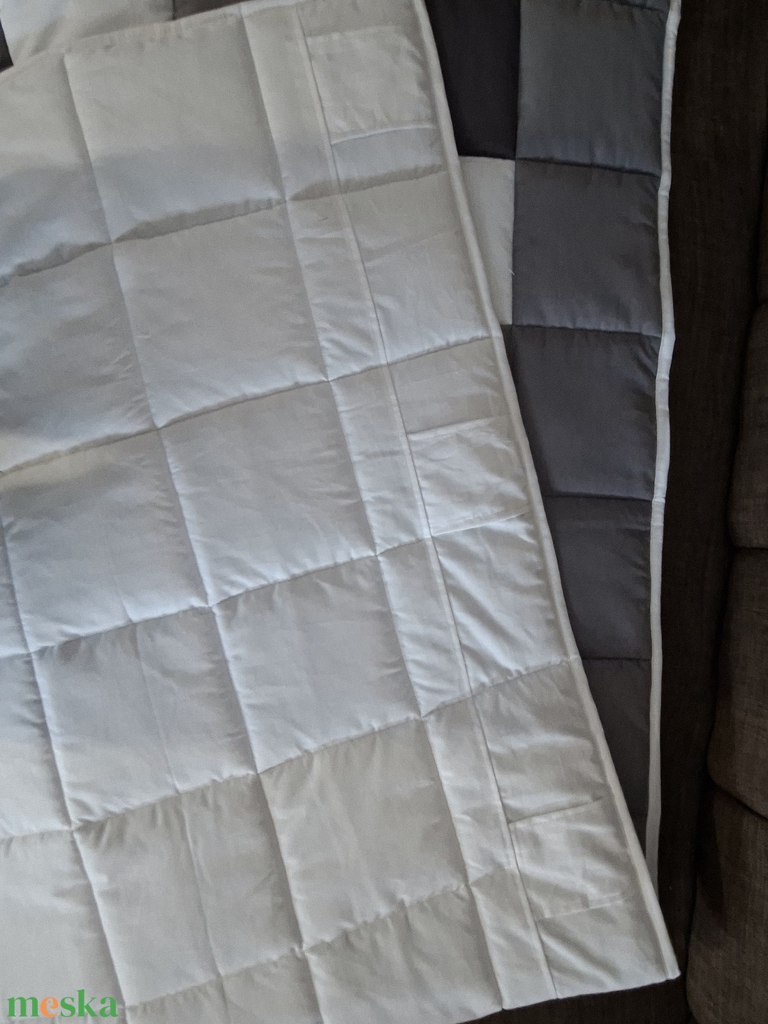 Szürke, fehér patchwork falvédő  - otthon & életmód - lakástextil - falvédő - Meska.hu