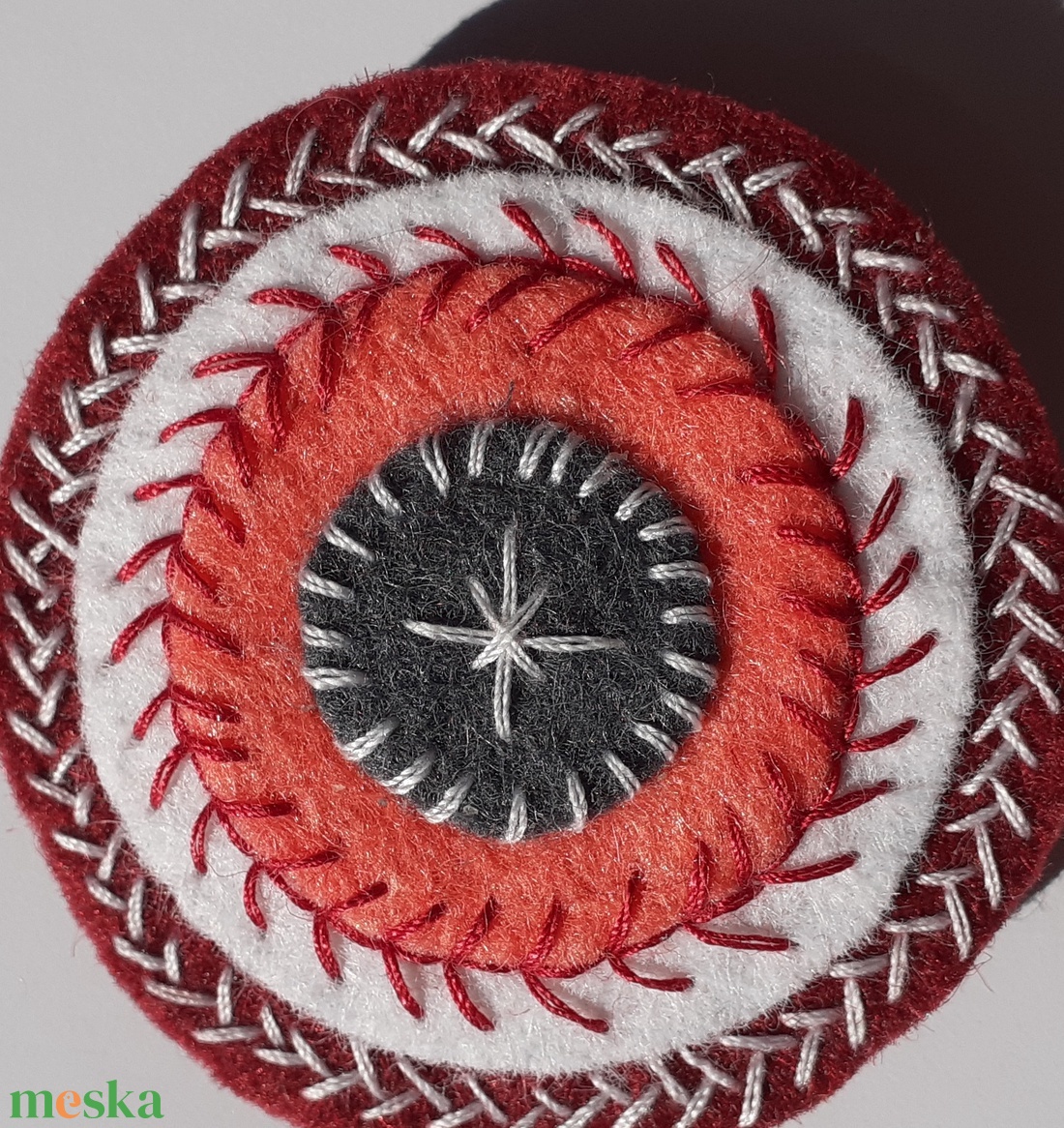 Kitűző - ékszer - kitűző és bross - Meska.hu