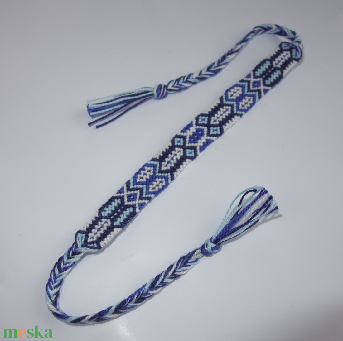 Csomózott karkötő  - ékszer - karkötő - fonott karkötő - Meska.hu