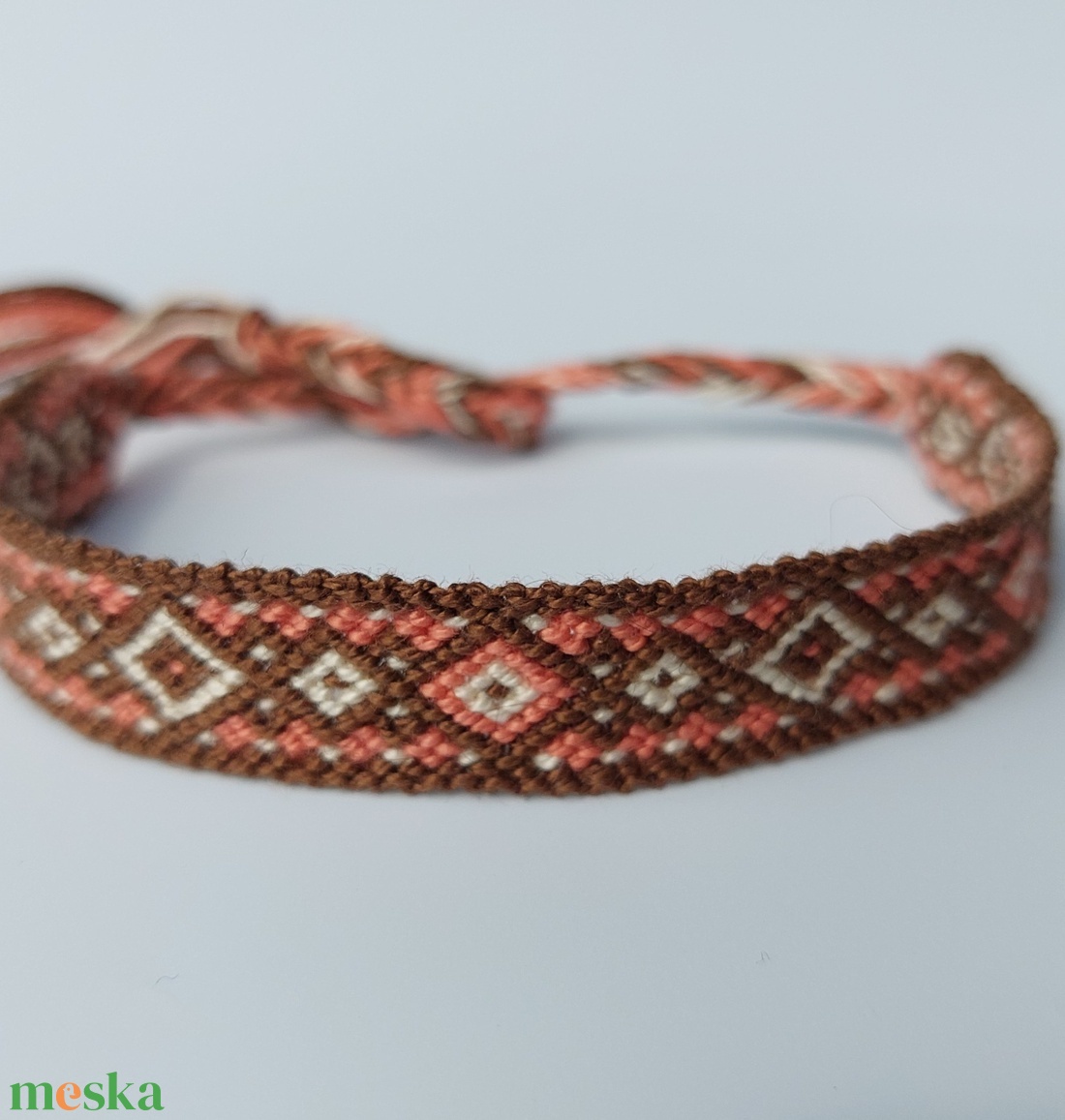 Csomózott karkötő  - ékszer - karkötő - fonott karkötő - Meska.hu