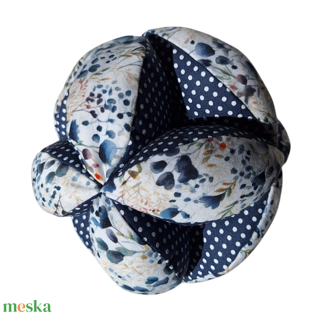 Szétszedhető textil labda - otthon & életmód - babaszoba, gyerekszoba - babatakaró, gyerek pléd - Meska.hu Szétszedhető textil labda - otthon & életmód - babaszoba, gyerekszoba - babatakaró, gyerek pléd - Meska.hu