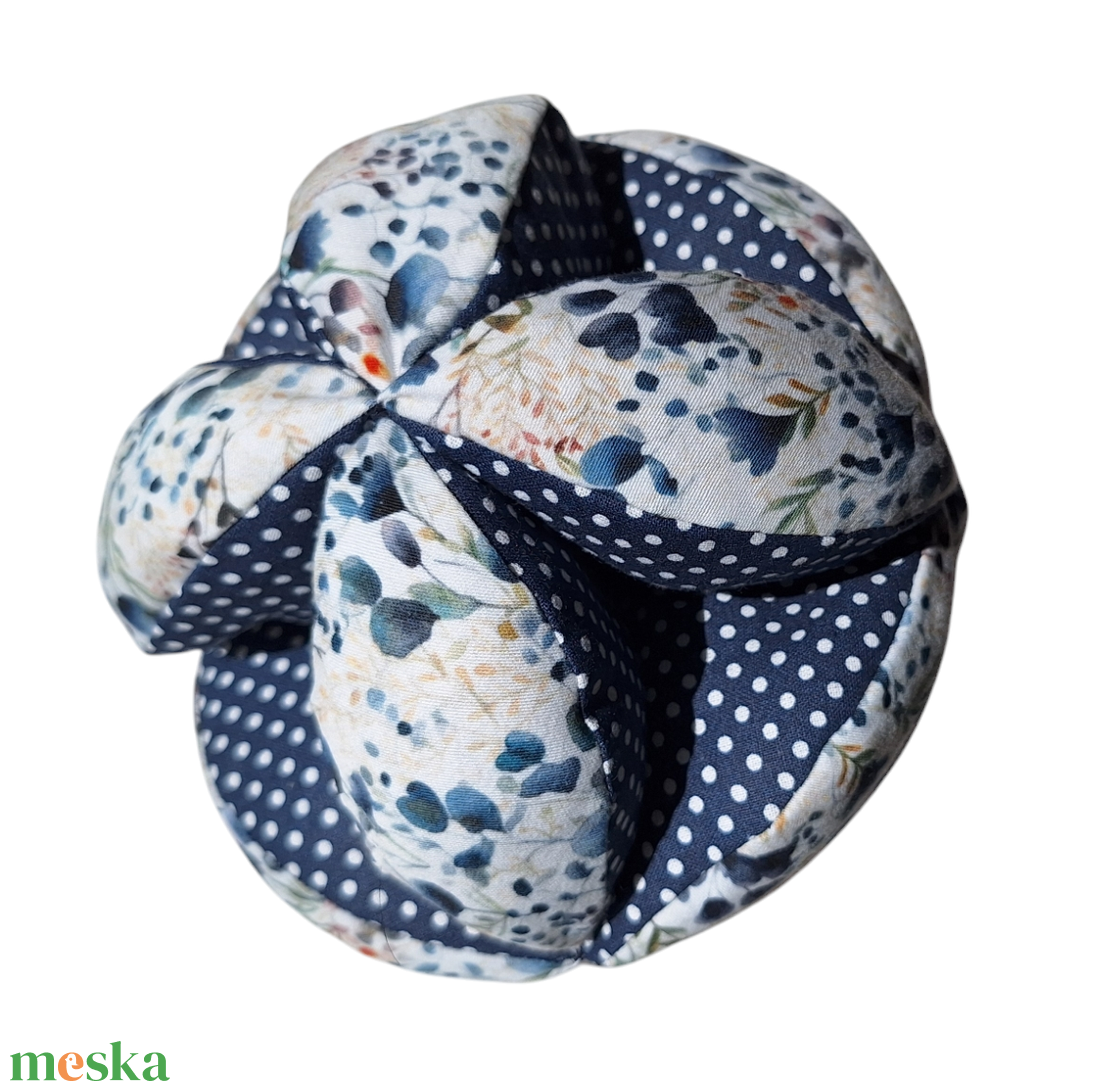 Szétszedhető textil labda - otthon & életmód - babaszoba, gyerekszoba - babatakaró, gyerek pléd - Meska.hu Szétszedhető textil labda - otthon & életmód - babaszoba, gyerekszoba - babatakaró, gyerek pléd - Meska.hu
