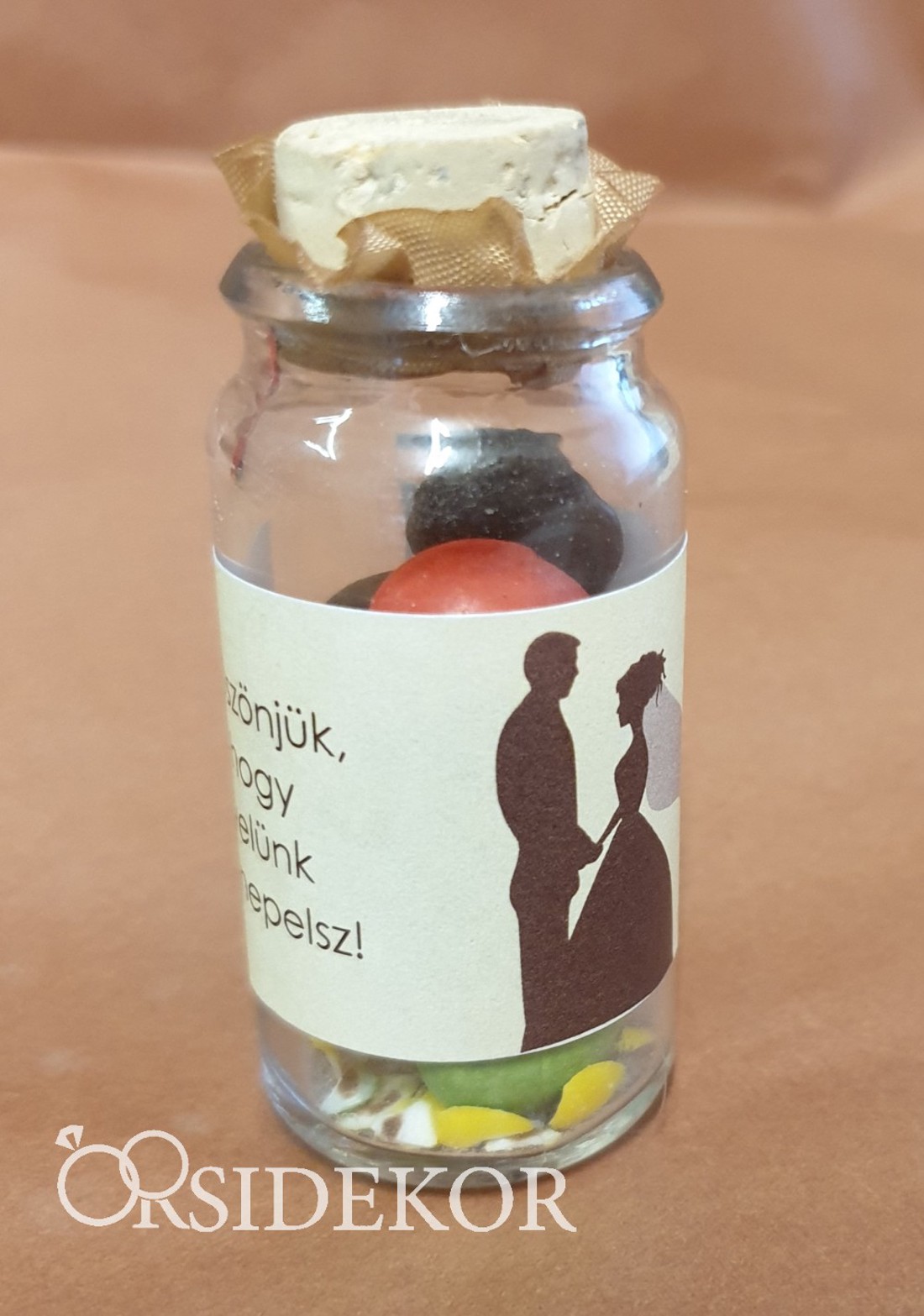 Üvegcse parafadugóval és egyedi címkével - esküvő - emlék & ajándék - köszönőajándék - Meska.hu Üvegcse parafadugóval és egyedi címkével - esküvő - emlék & ajándék - köszönőajándék - Meska.hu