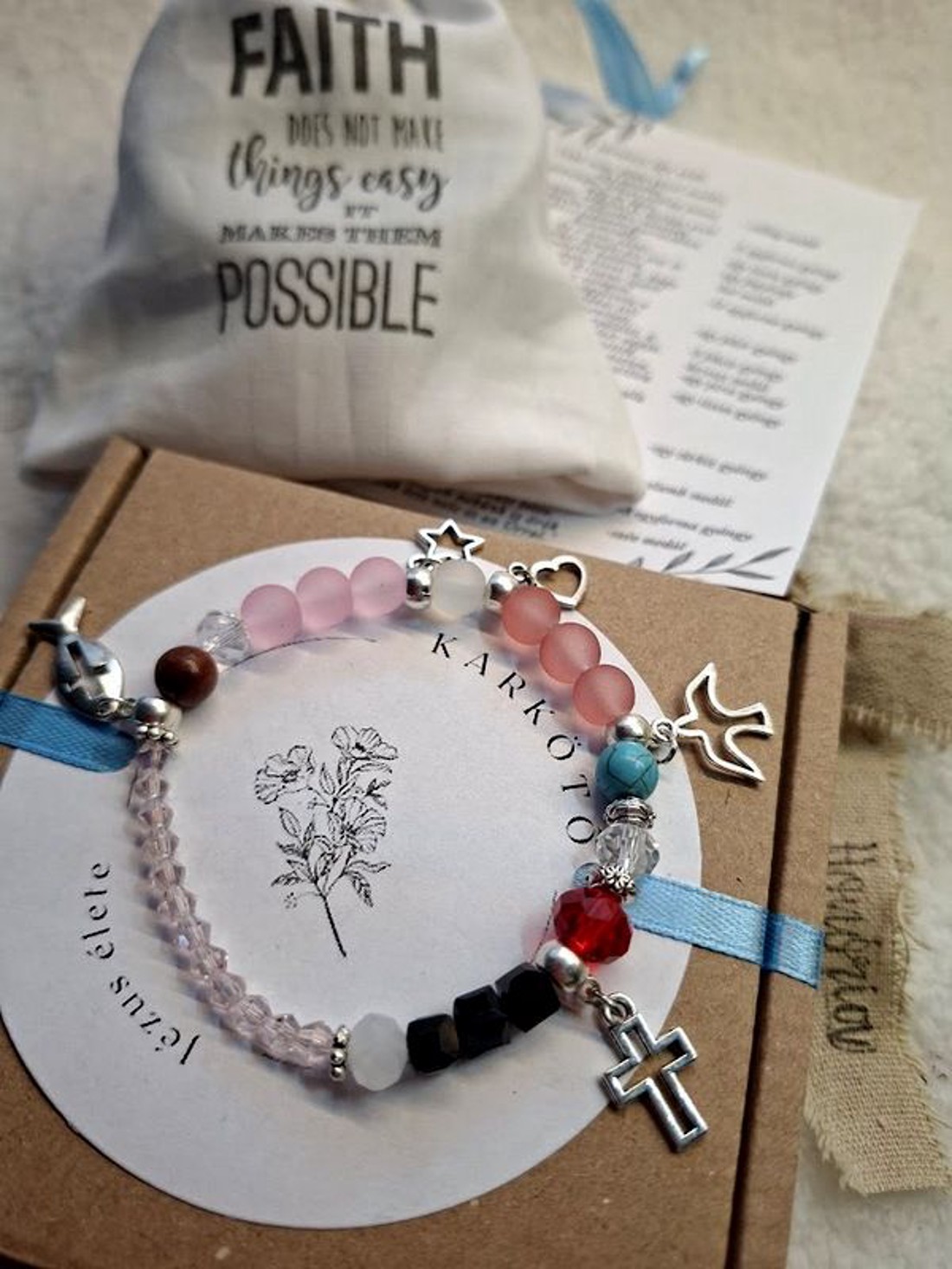 Jézus élete - keresztény történet karkötő-rózsa-103 - ékszer - karkötő - bogyós karkötő - Meska.hu