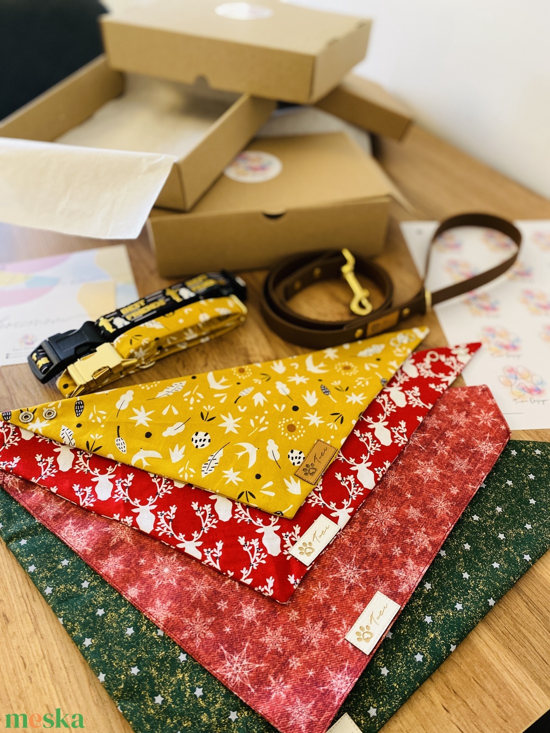 Karácsonyi, szarvasos mintájú bandana/kendő kutyáknak -  - Meska.hu