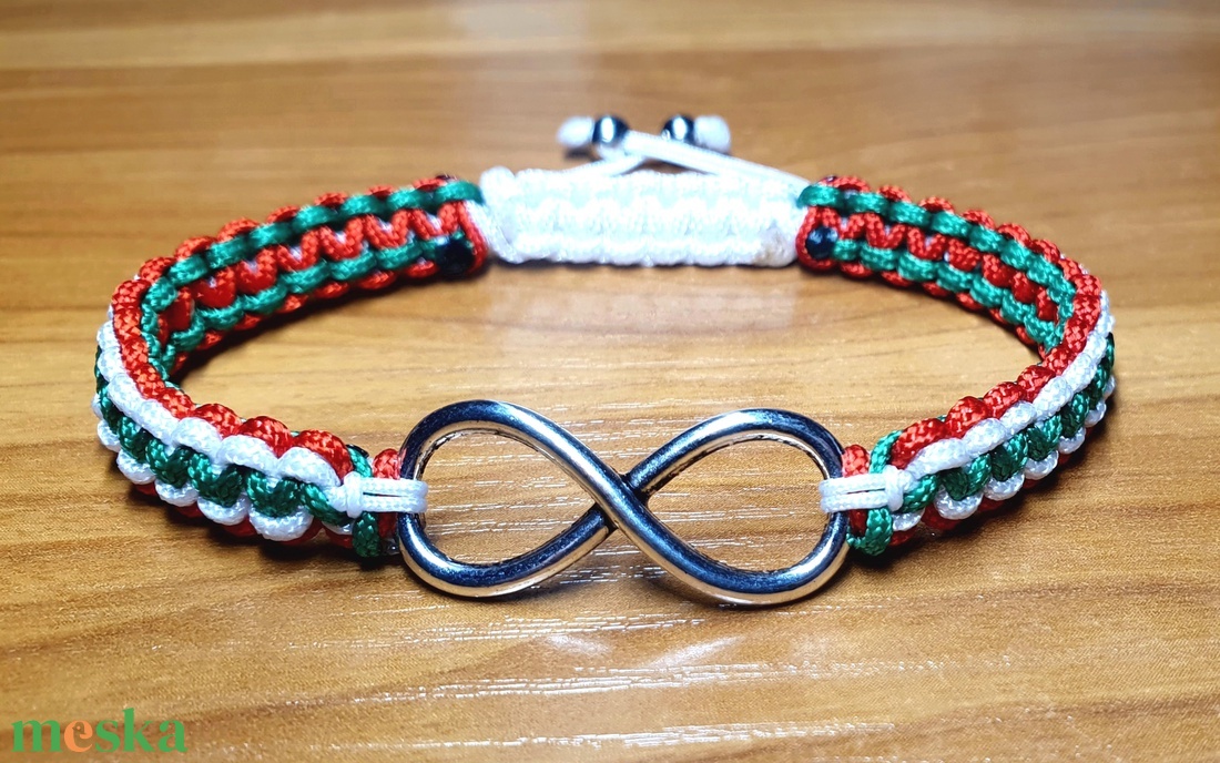 Tricolor végtelen jeles magyar karkötő - ékszer - karkötő - fonott karkötő - Meska.hu