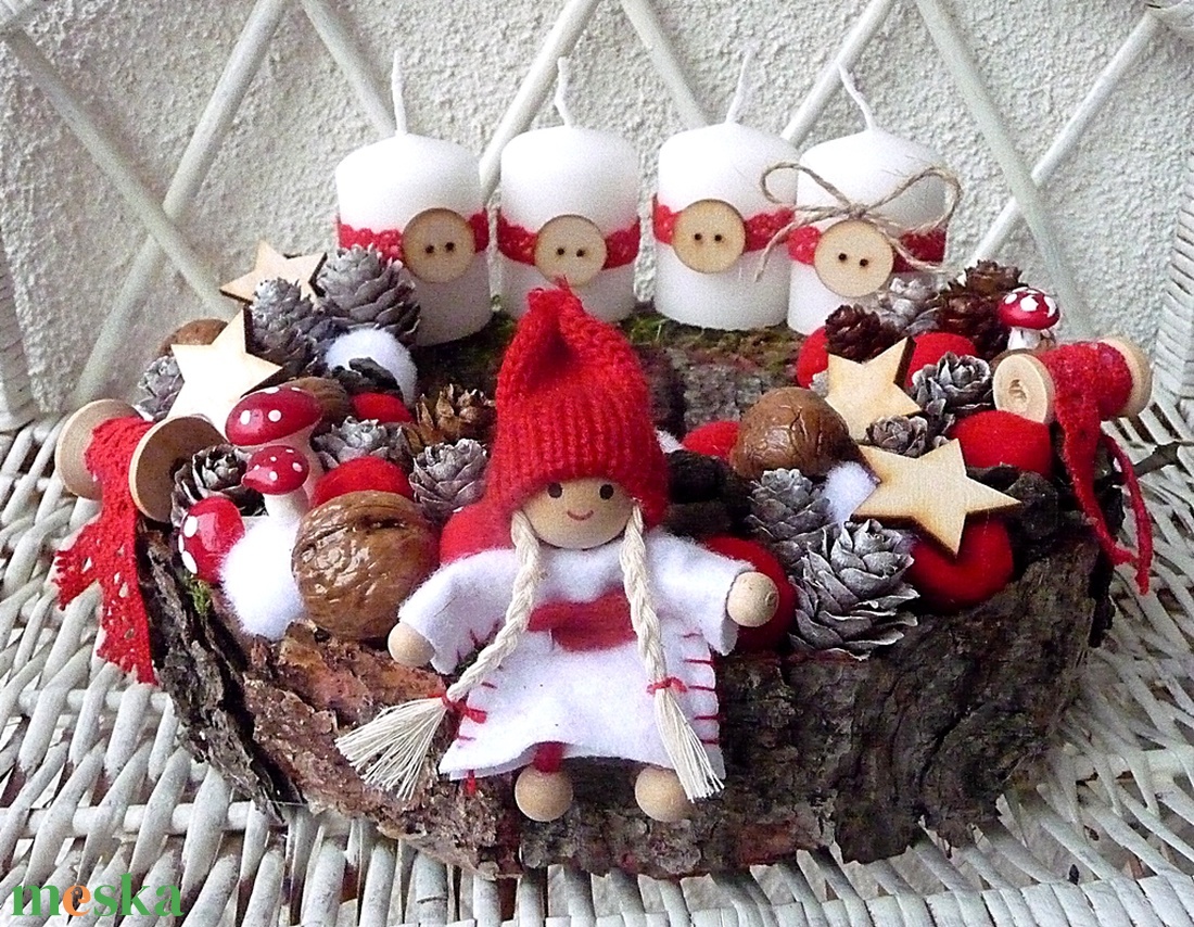 Kislány manós adventi koszorú - karácsony - adventi díszek - adventi koszorú - Meska.hu Kislány manós adventi koszorú - karácsony - adventi díszek - adventi koszorú - Meska.hu