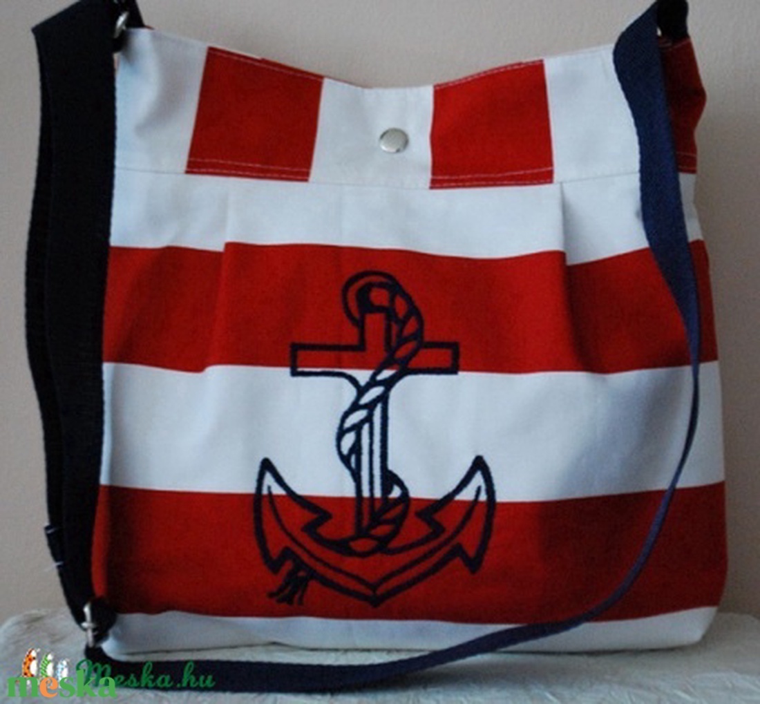 Piros csíkos matróz táska - táska & tok - kézitáska & válltáska - vállon átvethető táska - Meska.hu