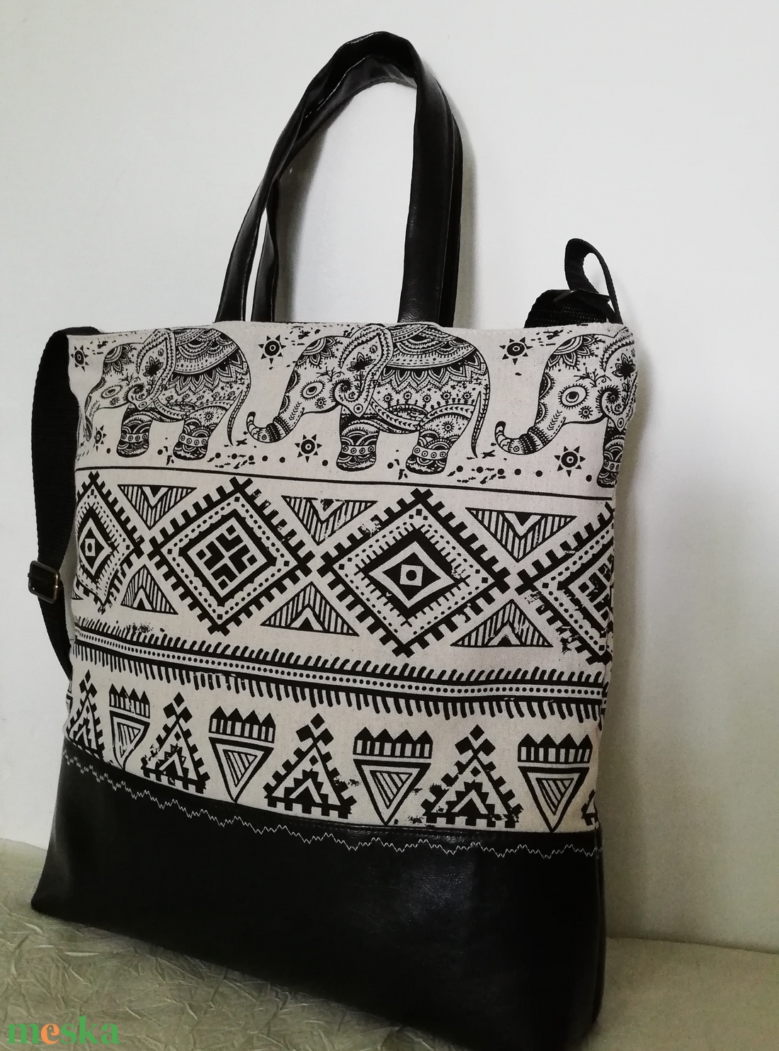 Elefántos táska - táska & tok - kézitáska & válltáska - vállon átvethető táska - Meska.hu