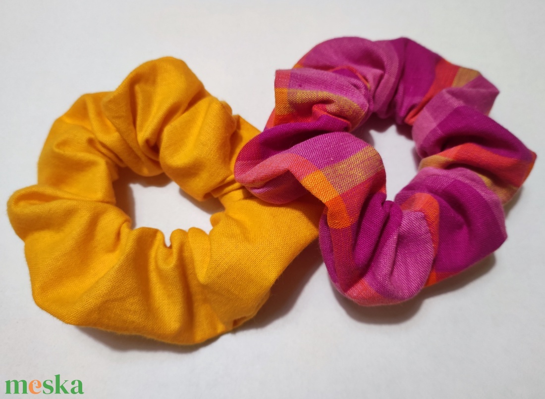 2 db textil scrunchie hajgumi sárga pink - ruha & divat - hajdísz & hajcsat - hajgumi - Meska.hu