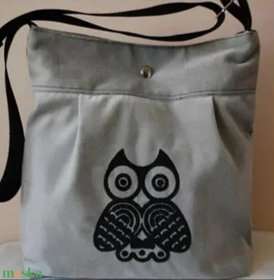 Szürke hímzett baglyos táska - táska & tok - kézitáska & válltáska - vállon átvethető táska - Meska.hu