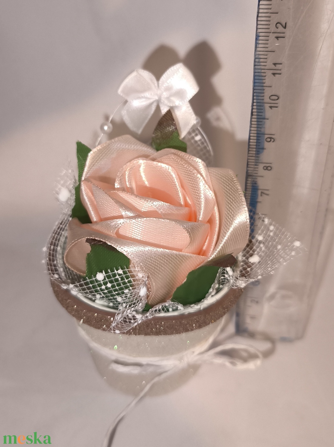 Édes kis ajándékozható szatén rózsa  - otthon & életmód - papír, írószer - ajándékozás kellékei - ajándékkísérő - Meska.hu