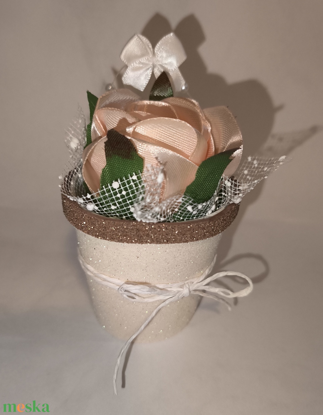 Édes kis ajándékozható szatén rózsa  - otthon & életmód - papír, írószer - ajándékozás kellékei - ajándékkísérő - Meska.hu